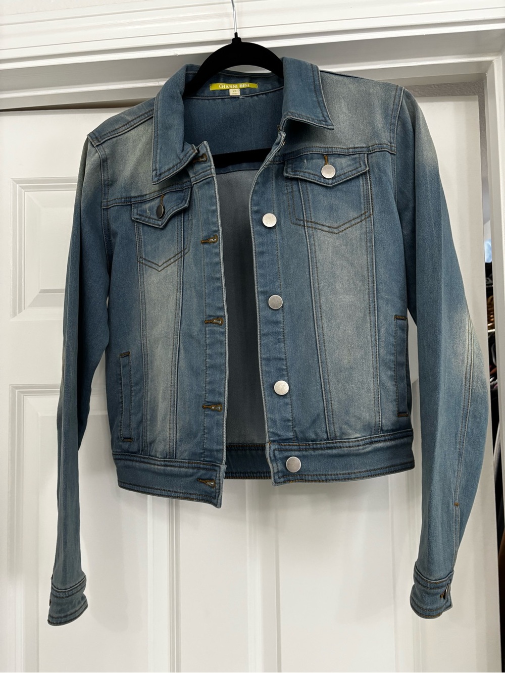 Gianni Bini Light Blue Denim Shirt Jacket
